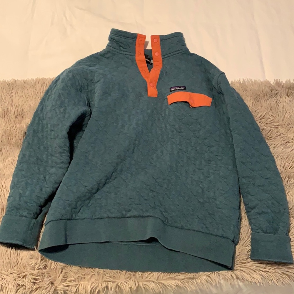Patagonia Teal and Orange Quilted Sweatshirt